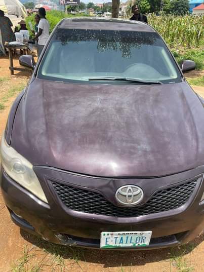 A picture of 2010 Camry muscle keyless