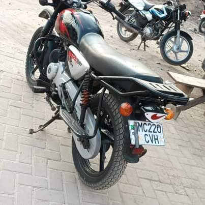 A picture of BOXER CC 150