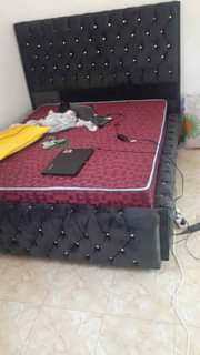 A picture of bed sofa