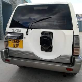 A picture of Toyota land cruiser prado