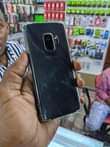 A picture of Samsung s9