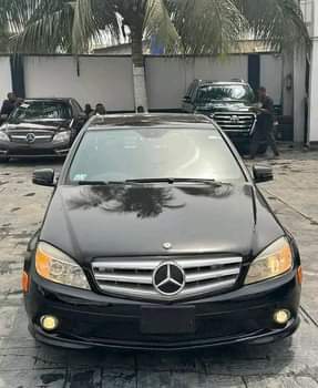 A picture of 2010 MERCEDES BENZ C300 4MATIC Unregistered full Option with Zero