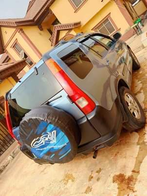A picture of Honda CRV clean title