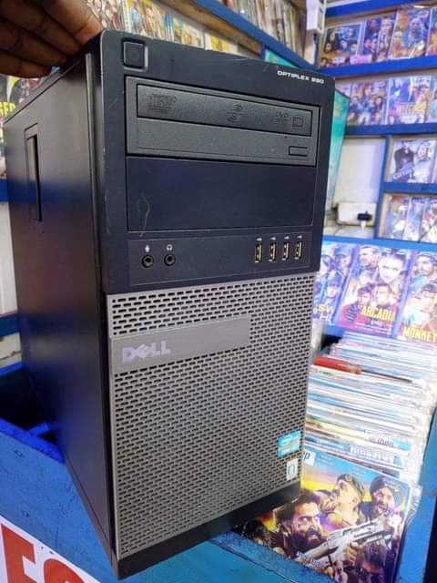 A picture of Dell i7 desktop computer