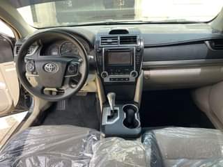 A picture of 2013 TOYOTA CAMRY