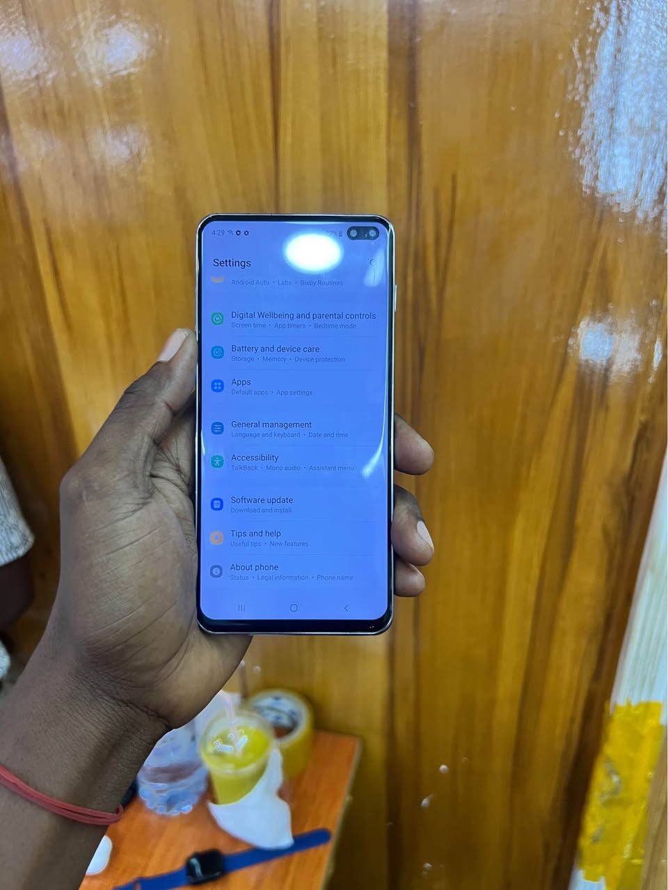 A picture of Samsung S10 Plus Storage 128GB RAM 8GB Price 185 000
