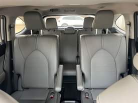 A picture of TOYOTA HIGHLANDER 2020 TOKS
