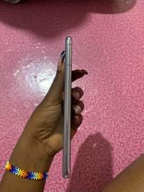 A picture of SAMSUNG S21 PLUS