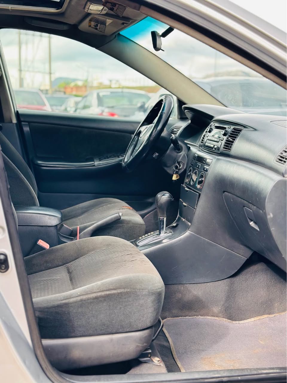 A picture of TOYOTA COROLLA SPORT 2005 1st body