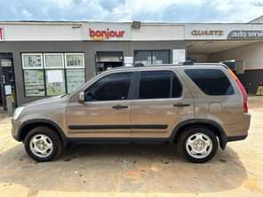 A picture of 2004 model Honda CR V First body Engine Gear Ac