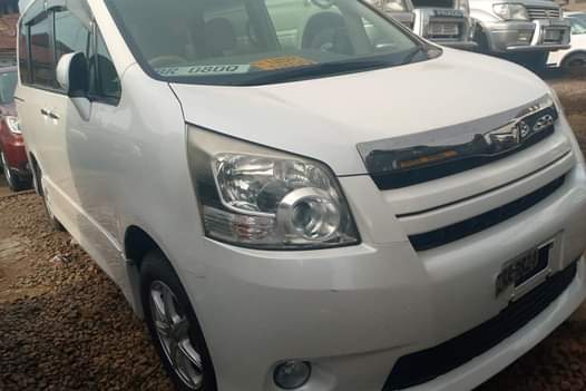 A picture of Noah model 2015 39m negotiable.call 256700951820