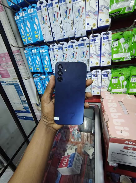 A picture of SAMSUNG A15 5G