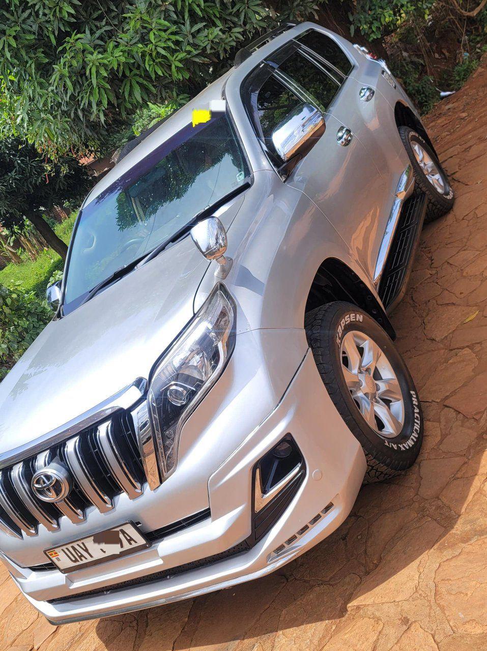 A picture of Tx Kaweesi Prado Land cruiser petrol at 85m