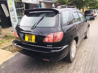 A picture of Toyota harrier
