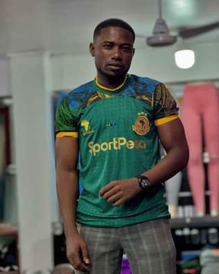 A picture of Uzi wa Dunia yanga Africa