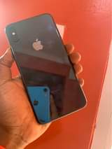 A picture of Iphone Xs max