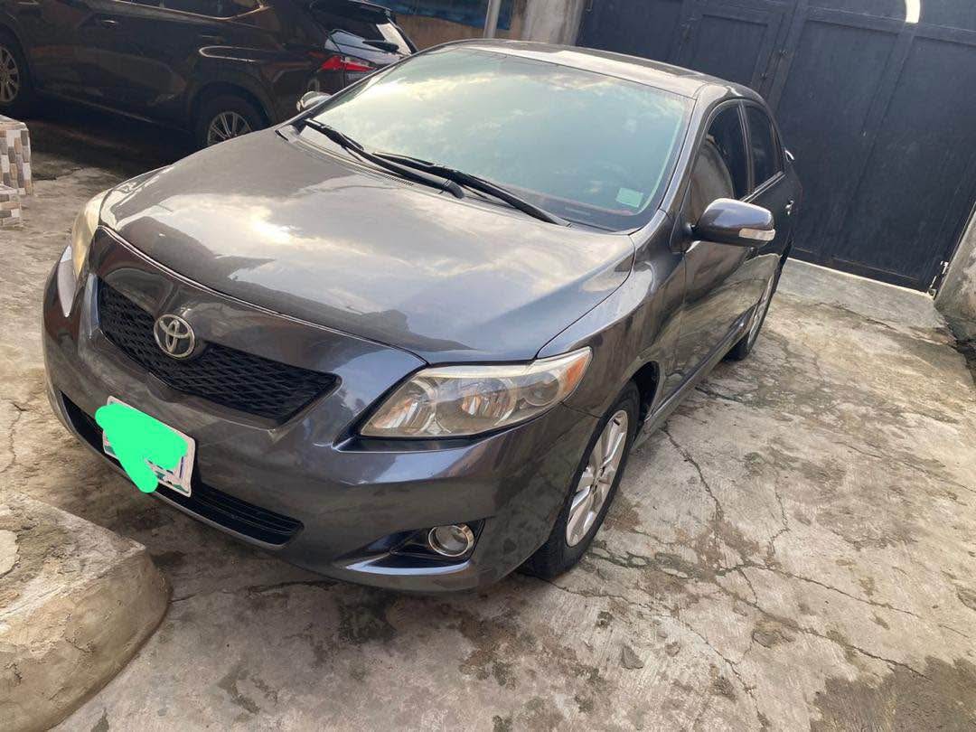 A picture of Toyota Corolla 2009 first body everything is working perfectly