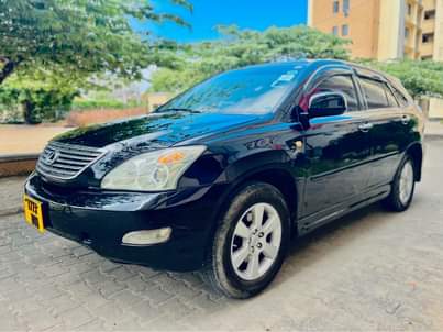 A picture of TOYOTA HARRIER NAUZA