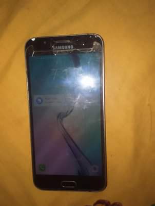A picture of Galaxy A8