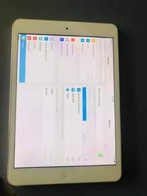 A picture of sailing my own phone iPad min n good condition ther