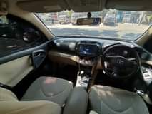 A picture of TOYOTA VANGUARD 2008