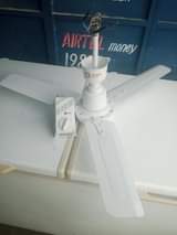 A picture of Hivyo ndo vimebaki nasubiria mje mmalizie nisepe 0785107372