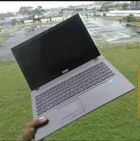 A picture of slim laptop STONE core i5