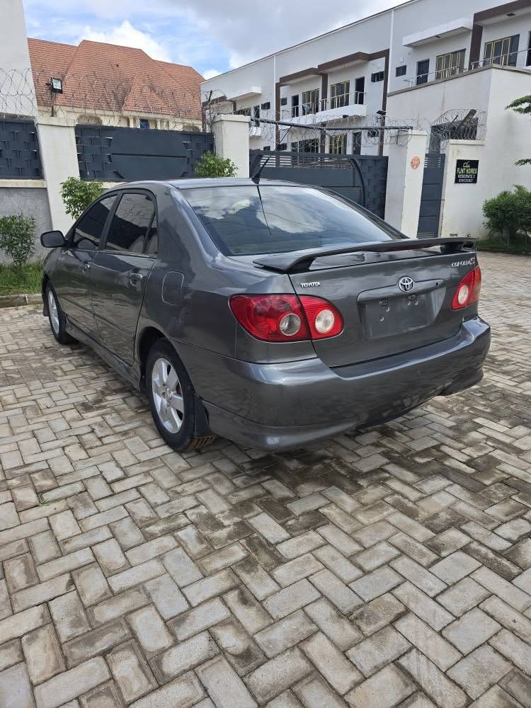 A picture of Toyota Corolla 2006