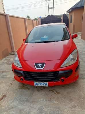 A picture of Oya money needed price dropped Clean Reg Peugeot 307 manual