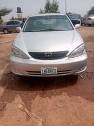 A picture of 04 05 Camry working perfectly with all the features actively
