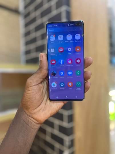 A picture of Samsung Galaxy S10