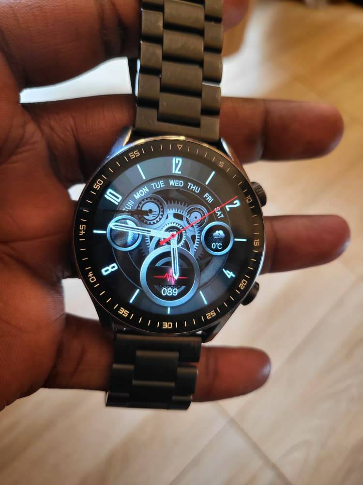A picture of Smat watch gtab