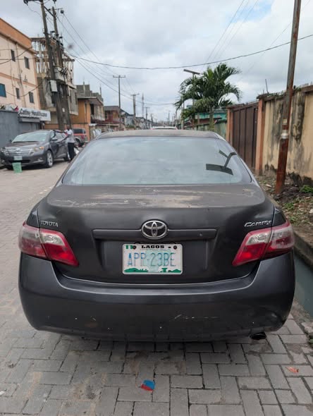 A picture of Toyota Camry XLE 2009 Registered tt First body pan Untampered