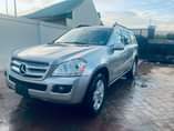 A picture of Mercedes Benz GL450