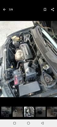 A picture of Toyota Highlander 2005 Sound engine and gear AC 4 plugs