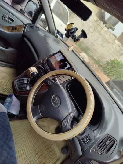 A picture of Toyota harrier