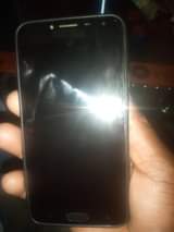 A picture of nauza vitu ivo vipo morombo sofa elfu70 sim samsung J4