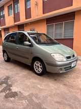 A picture of Renault scenic 2004 model