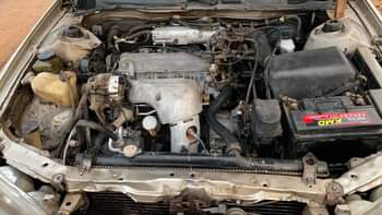 A picture of Neatly used Toyota Camry 2 2 Engine very sound Gear