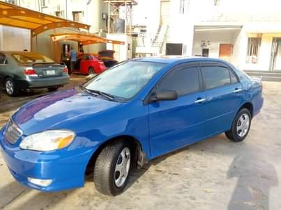 A picture of Corolla 2004 08039538695
