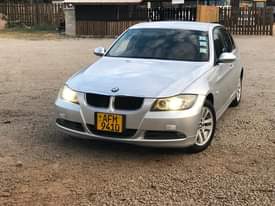 bmw 320i