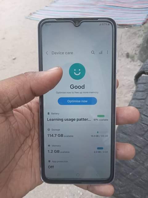 A picture of Samsung a05s