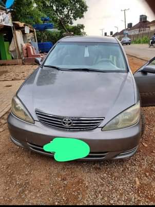 A picture of Toyota Camry 2004 model everything working perfectly okay