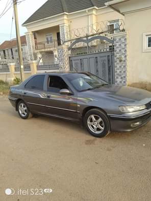 A picture of Distress sale Peugeot 406 prestige for sale Clean body and