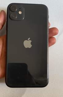 A picture of IPHONE 11 128gb 75 battery life