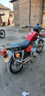 A picture of Sanlg cc 125