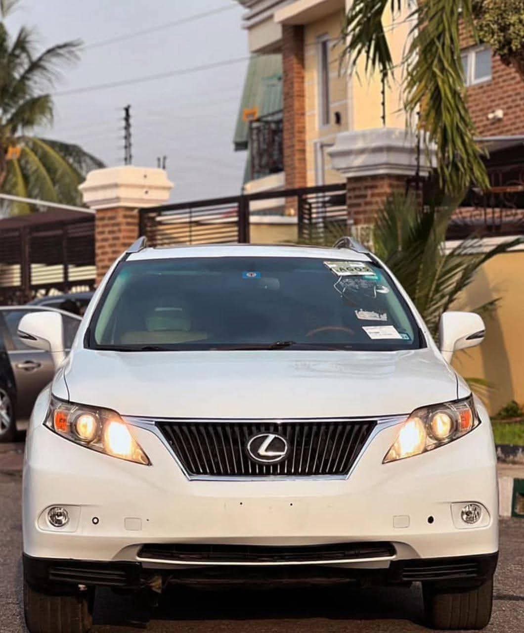 A picture of 2011 Lexus rx 350
