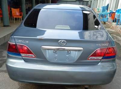 A picture of Clean 2006 Lexus ES 330 Sound engine Belgium Grade First