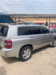 A picture of come carry this overclean highlander for 6 5mill only 0703
