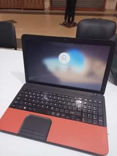 A picture of Toshiba statelite c850 b913 i3 2nd gen 4gb ram 320gb